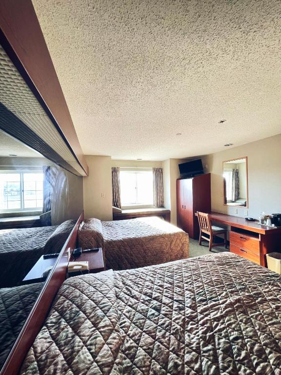 WELCOME INN & SUITES - Chambre Double Avec Salle De Bain Privée