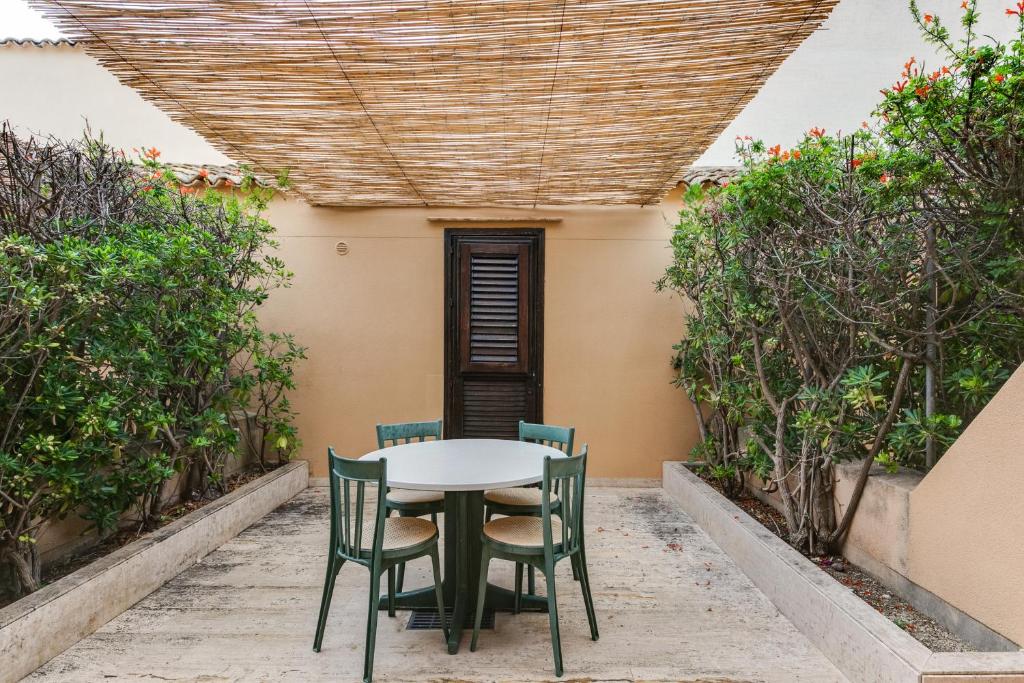 Phi Hotel La Tonnara di Bonagia photo