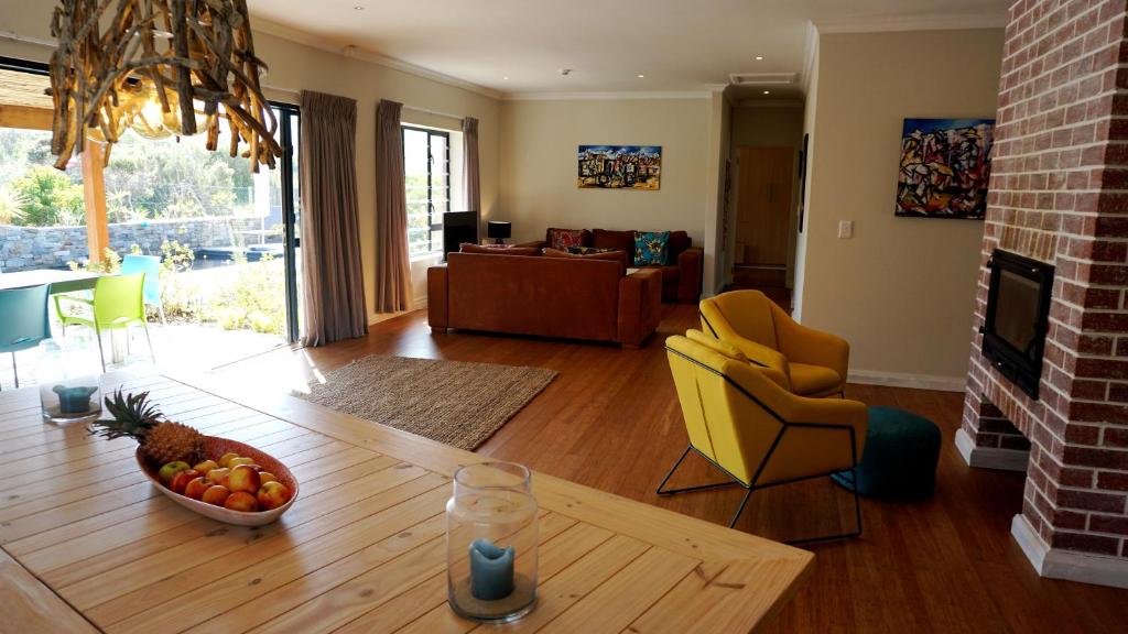 Cola Beach House - Hizvo