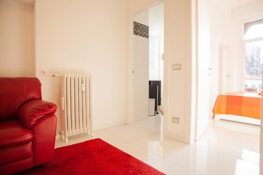Televízia a/alebo spoločenská miestnosť v ubytovaní Lambrate Elegant Bright Apartment