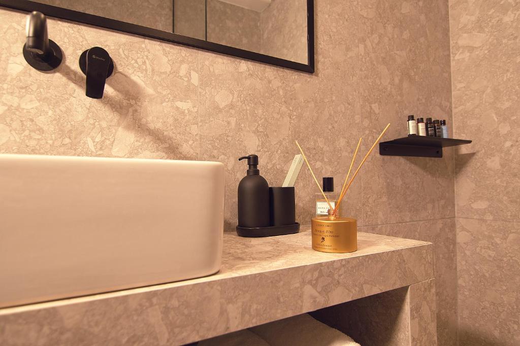 Cityzoe Athens Suites - 豪华女王套房