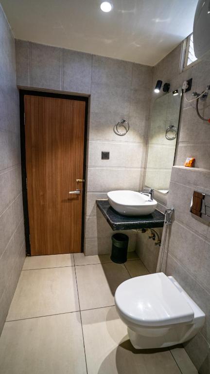 Koupelna v ubytování Hotel Sonar Bangla Tarapith