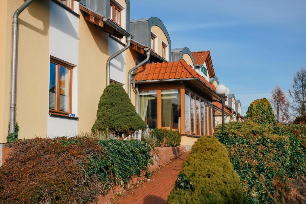 Landhotel Dresden - Resim 15