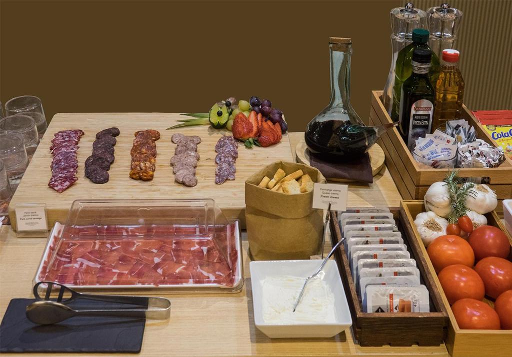 Hotel Àmbit Barcelona - Resim 23