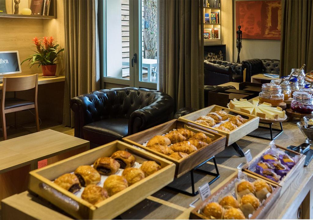 Hotel Àmbit Barcelona - Resim 22