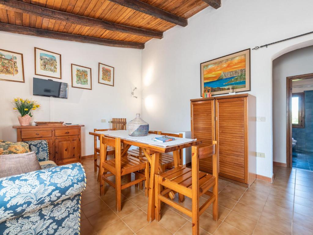 A seating area at Holiday Home Coppia 2 by Interhome
