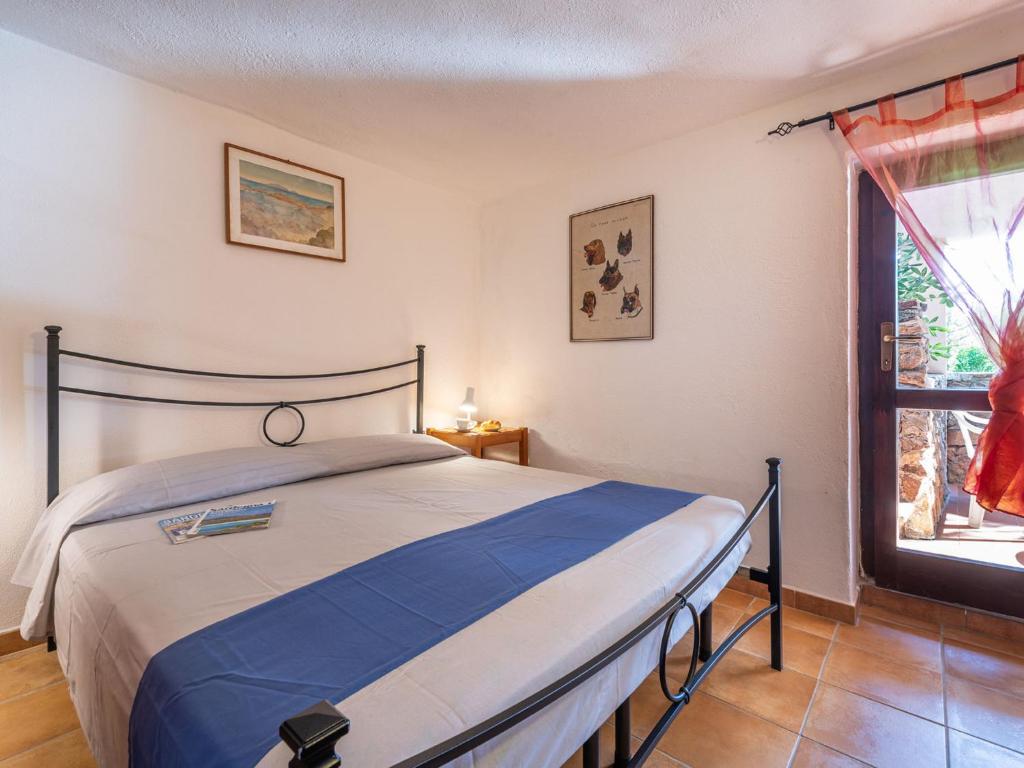 A bed or beds in a room at Holiday Home Coppia 2 by Interhome
