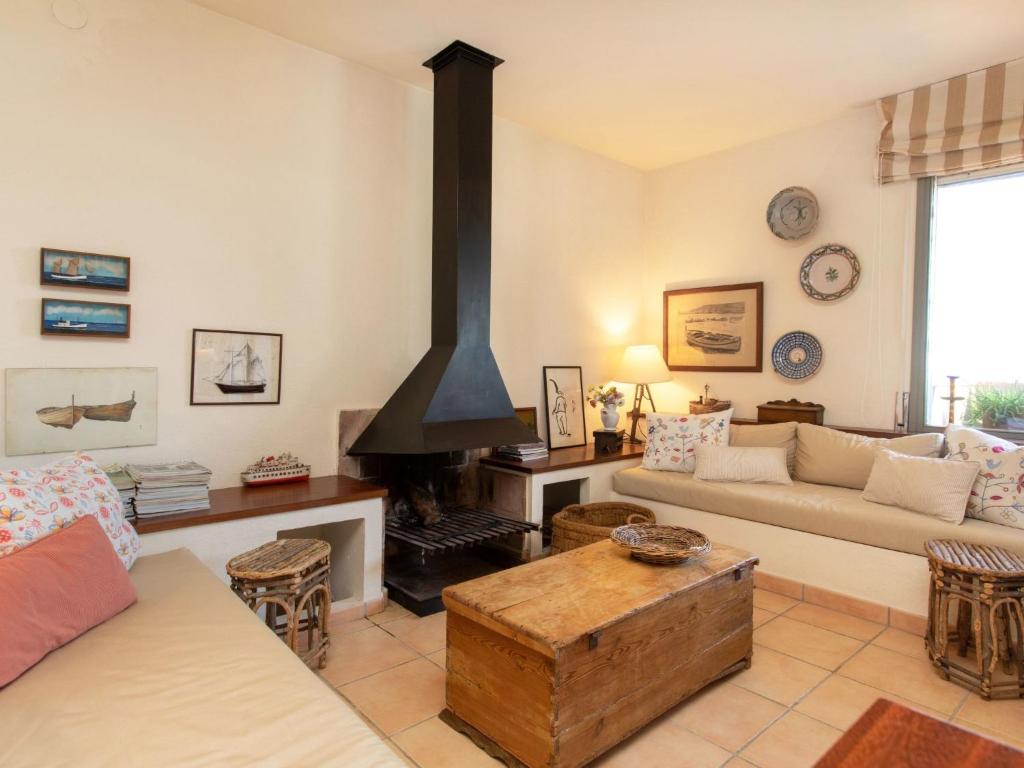 Posezení v ubytování Apartment Chelo by Interhome