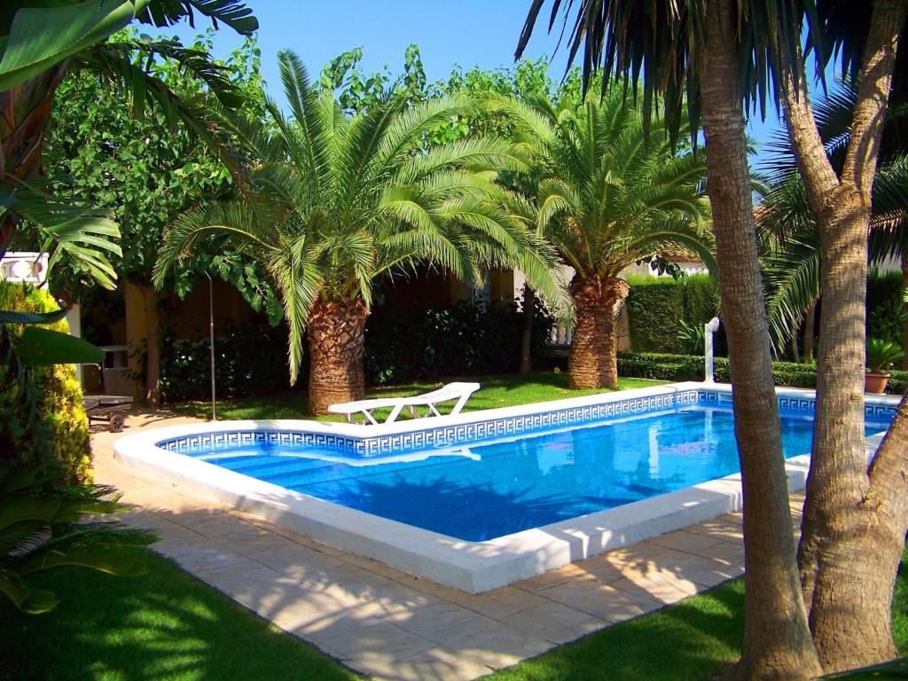 Bazén v ubytování Villa Villa Mar by Interhome nebo v jeho okolí