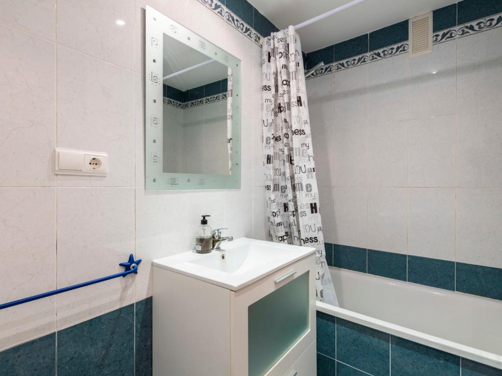 Fotografia z galérie ubytovania Apartment Bonaire IV - La Concha by Interhome v destinácii Oropesa del Mar
