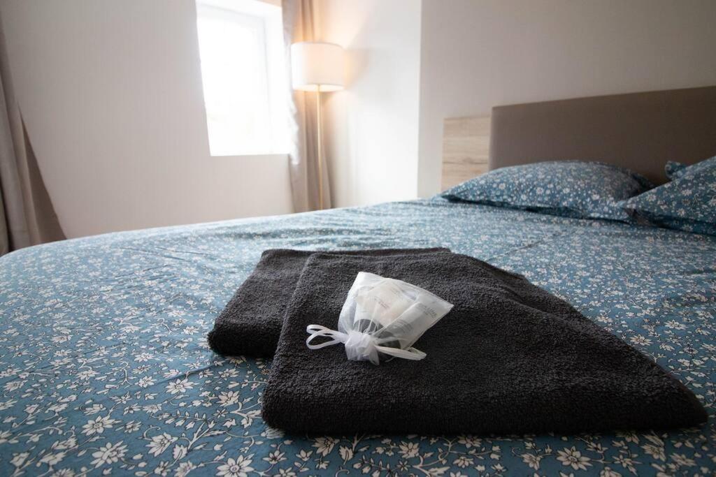 Home2Stay Valognes - One-Bedroom Apartment B