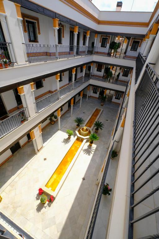 Patio Rialto Apartment - 1