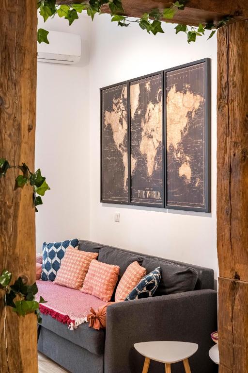 Plaza Mayor Apartment - One-Bedroom Apartment