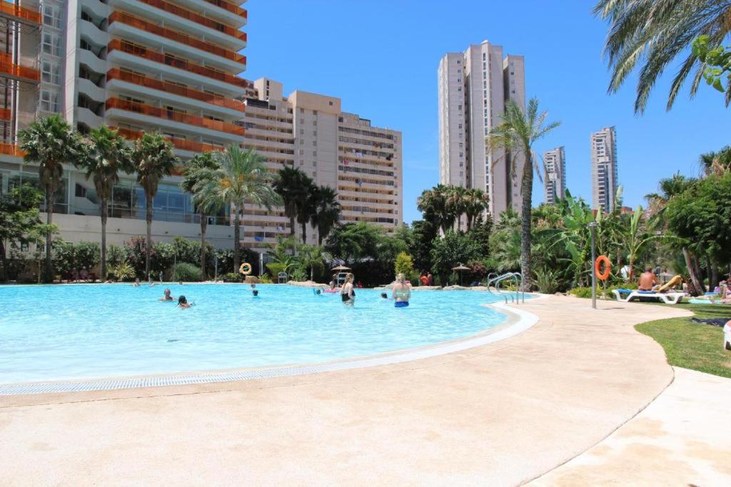 Bazén v ubytování Apartamento vacaciones en Gemelos 22 nebo v jeho okolí