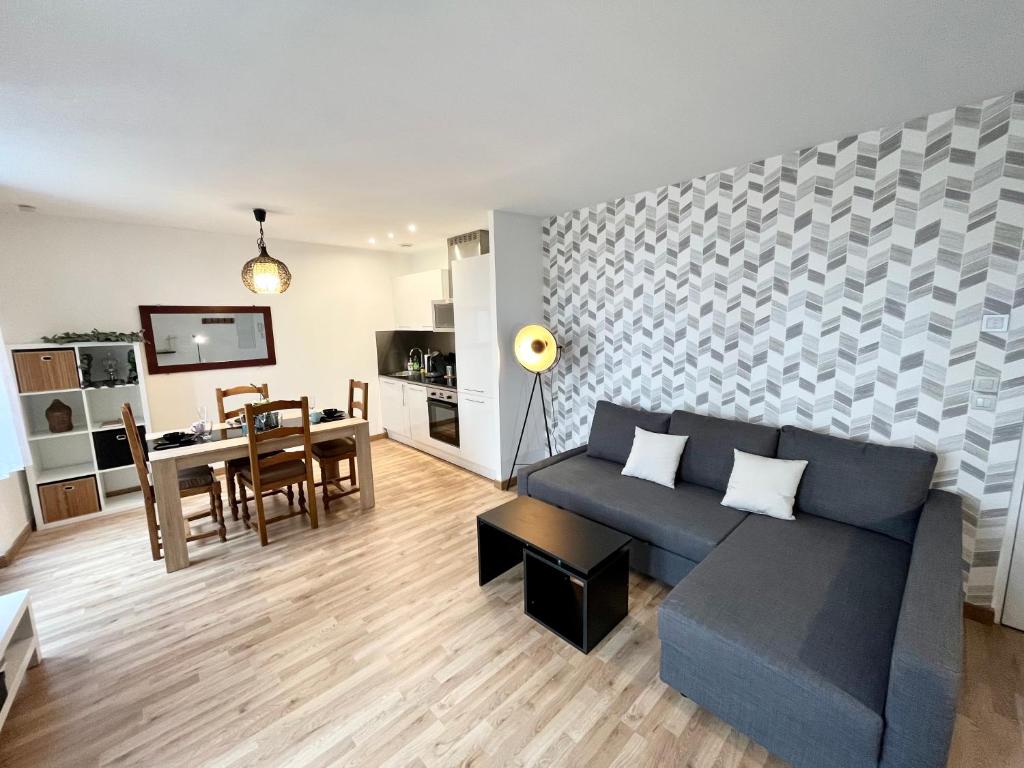 ** DUPLEX ** Hypercentre Proche Gare