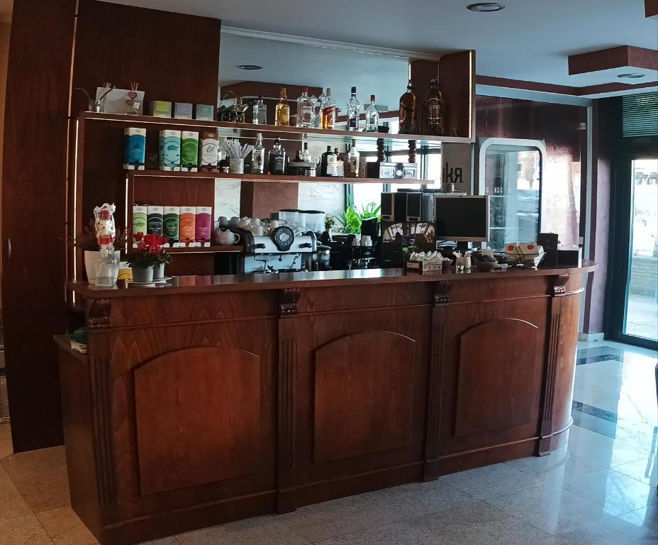 Lounge nebo bar v ubytování Central West Hotel