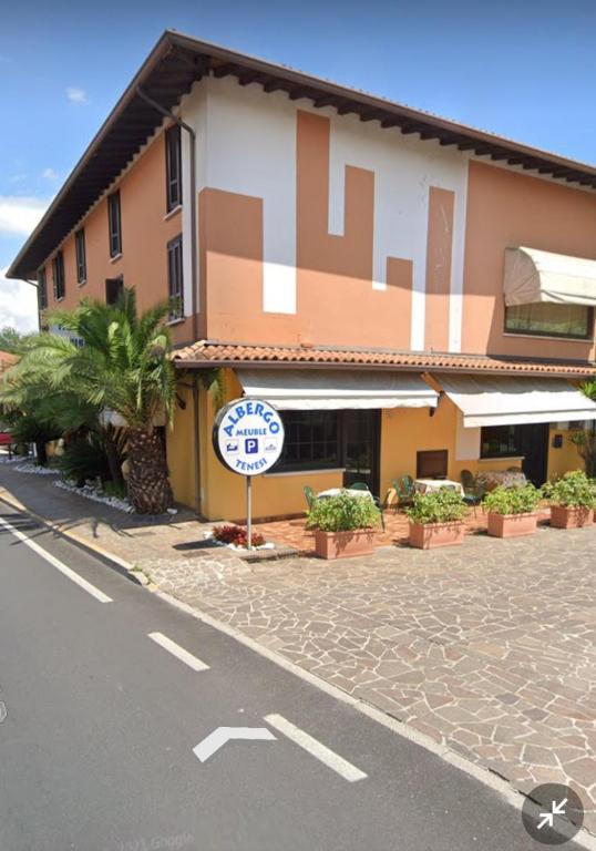 Albergo B&B Tenesi, Manerba del Garda – Updated 2023 Prices