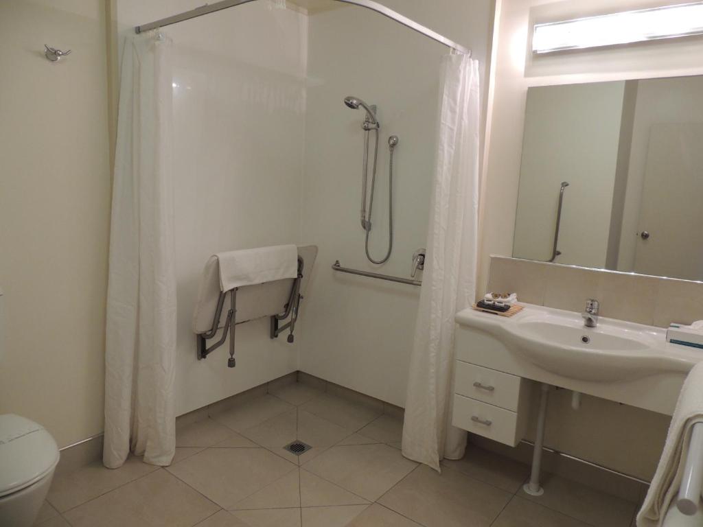 BK's Fountain Court Motel - Resim 26