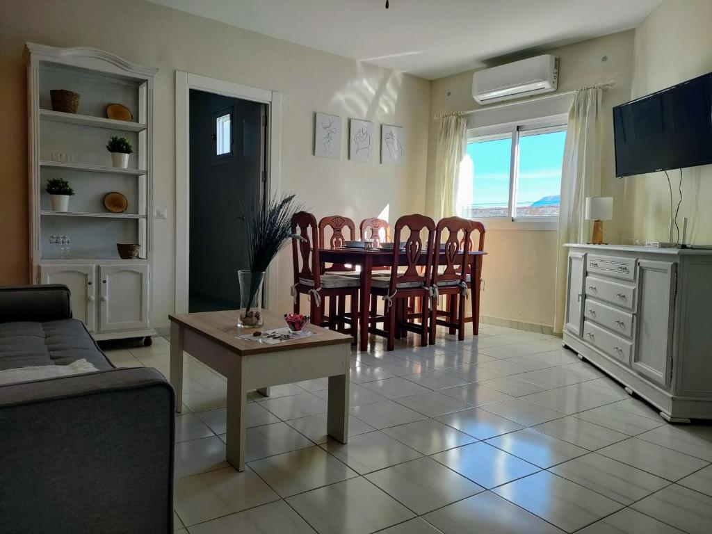 Apartamento 6 de Mayo - One-Bedroom Apartment