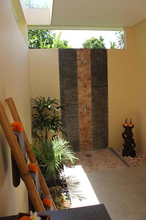 TAMAN EDEN COTTAGE - 1