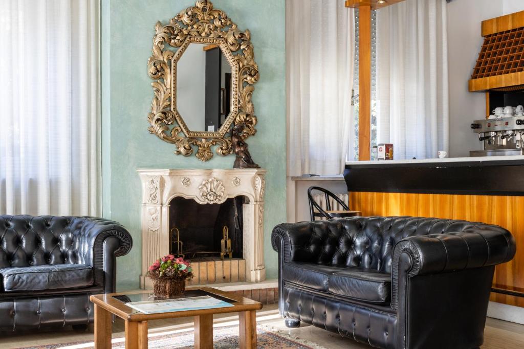 Posezení v ubytování Esedra Hotel