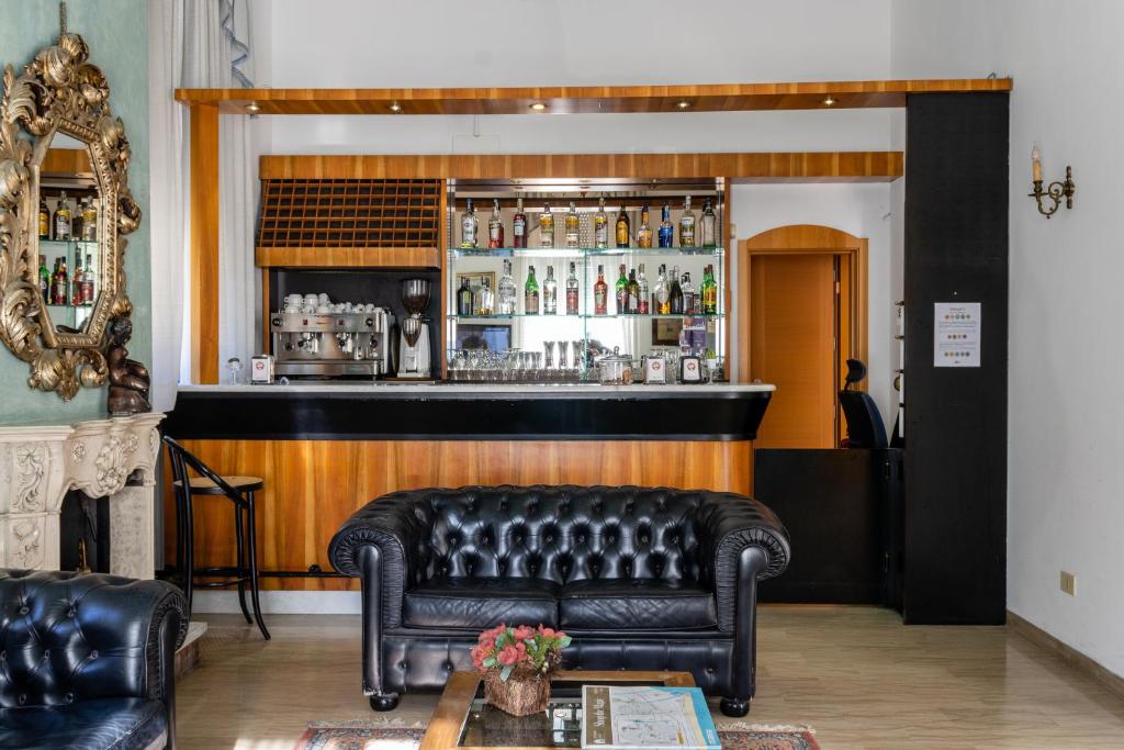 Lounge nebo bar v ubytování Esedra Hotel
