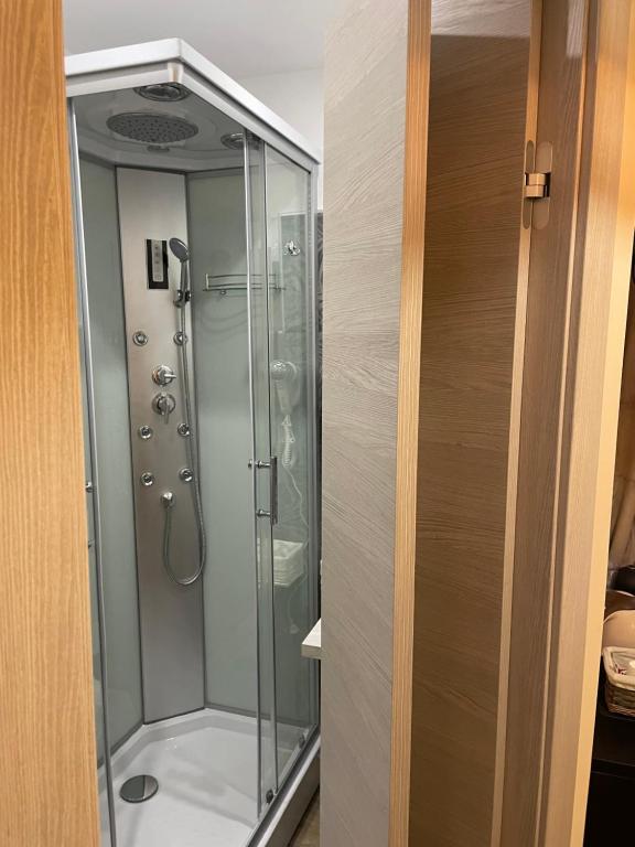 Domus La Foce Hotel self check in - Resim 28