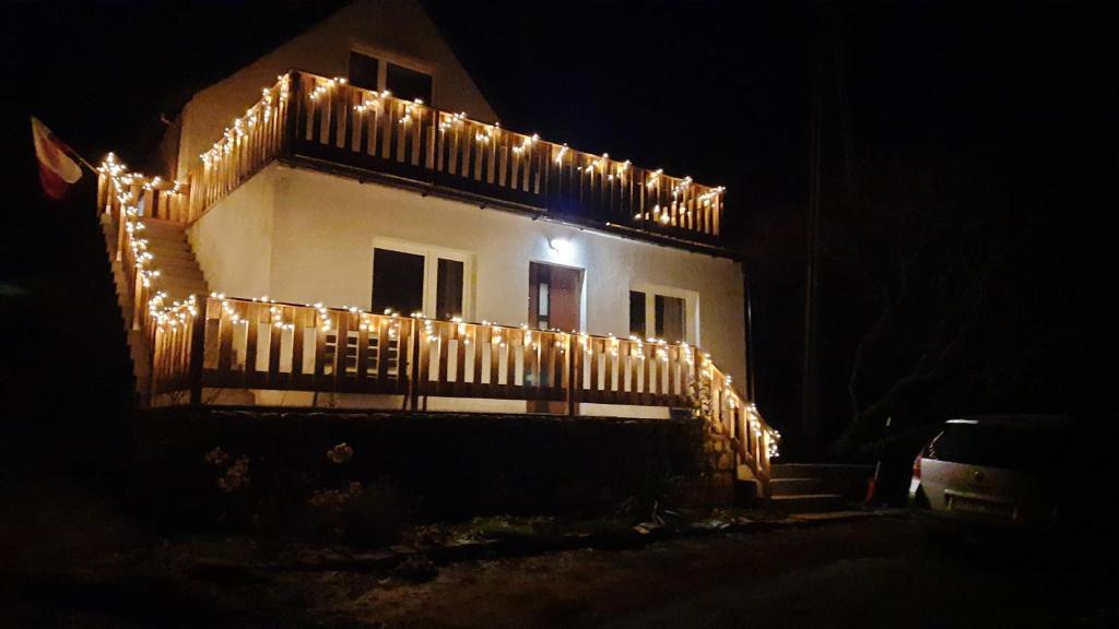 Budova, v ktorej sa apartmán nachádza