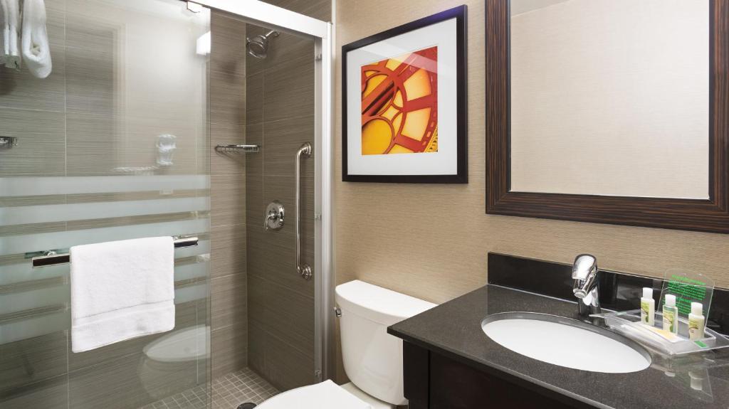 Holiday Inn Lower East Side by IHG photo
