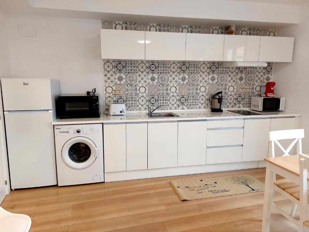 B&B Apartamentos La Atalaya - Appartamento Con Una Camera Da Letto