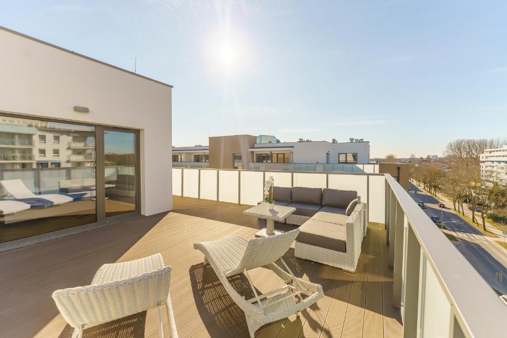 Balkón alebo terasa v ubytovaní 3L Apartments Kasprowicza VIP
