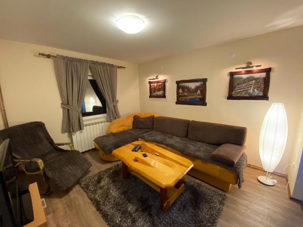 Holiday Homes Durmitorski Gaj - 2