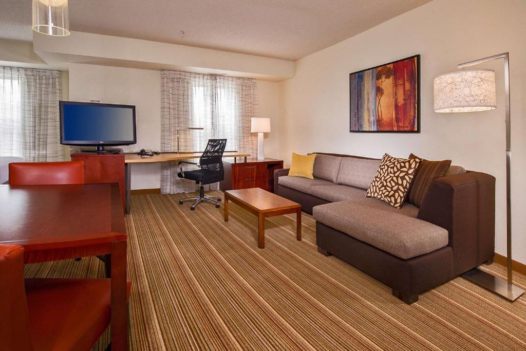 Sonesta ES Suites Charlottesville University photo