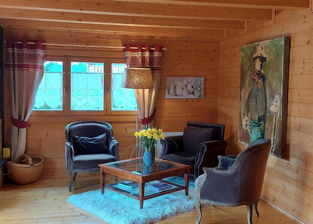 Posezení v ubytování Chambre d'hôtes L'ours Bleu
