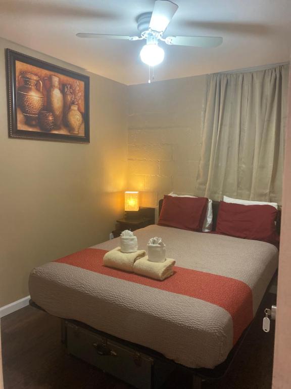 Postel nebo postele na pokoji v ubytování WILLIAMS AZ HOSTEL