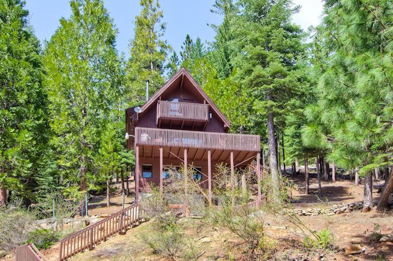 a house in the middle of a forest at Edelweiss in Yosemite West