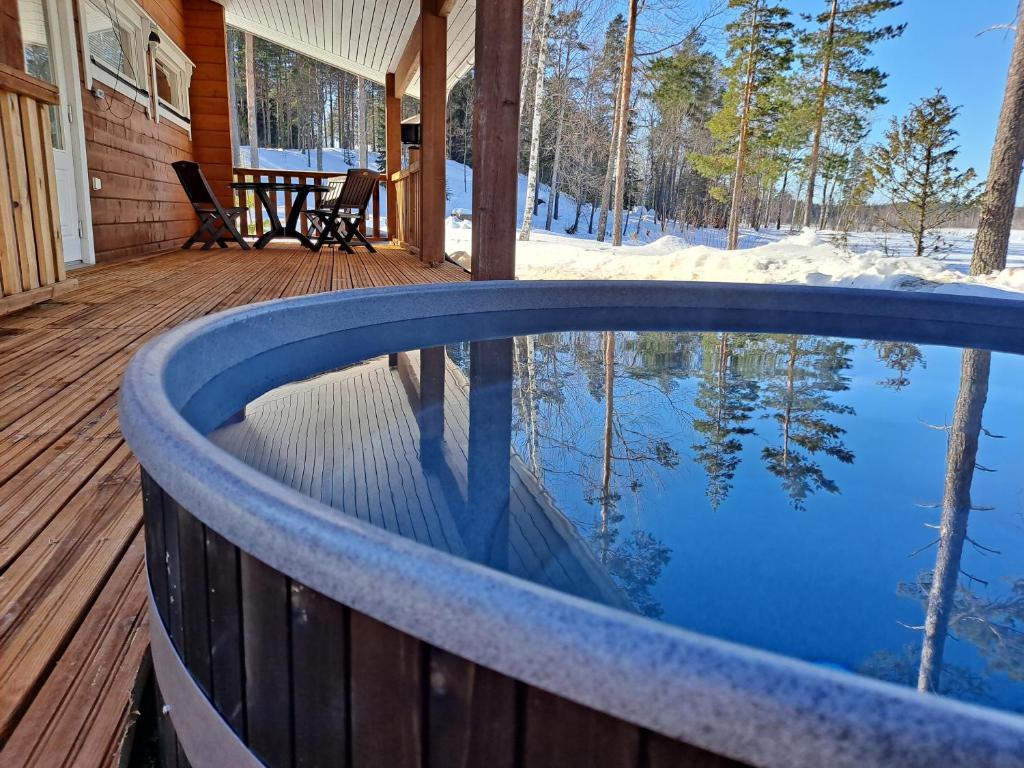 Saimaa Lakeside - Villa With Private Pool