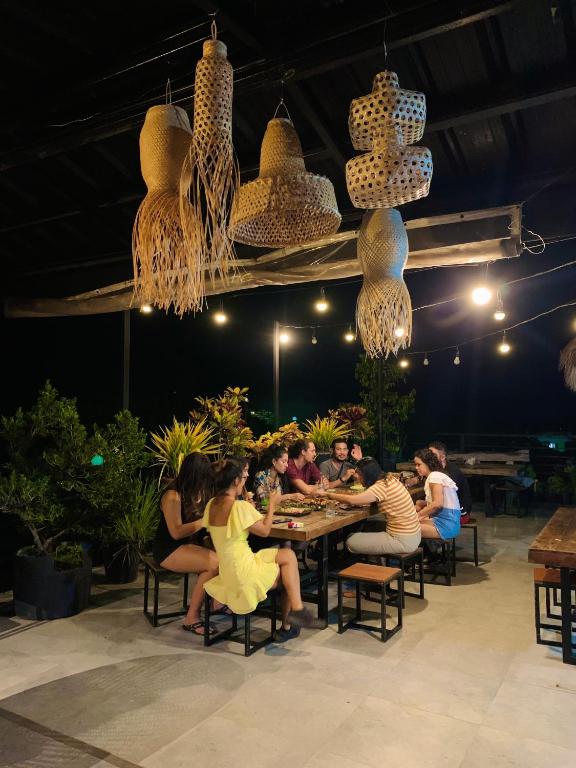 Clientes alojados en Dayon Hostel