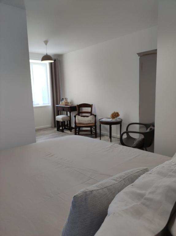 A la Ferme de Saint Germain - Double Room With Private Bathroom