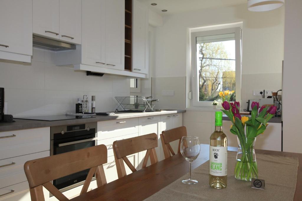 Paskal-Lux Apartments with free parking - Superior Apartment
