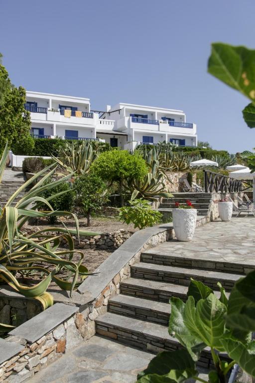 Zahrada ubytování Agionissi Resort