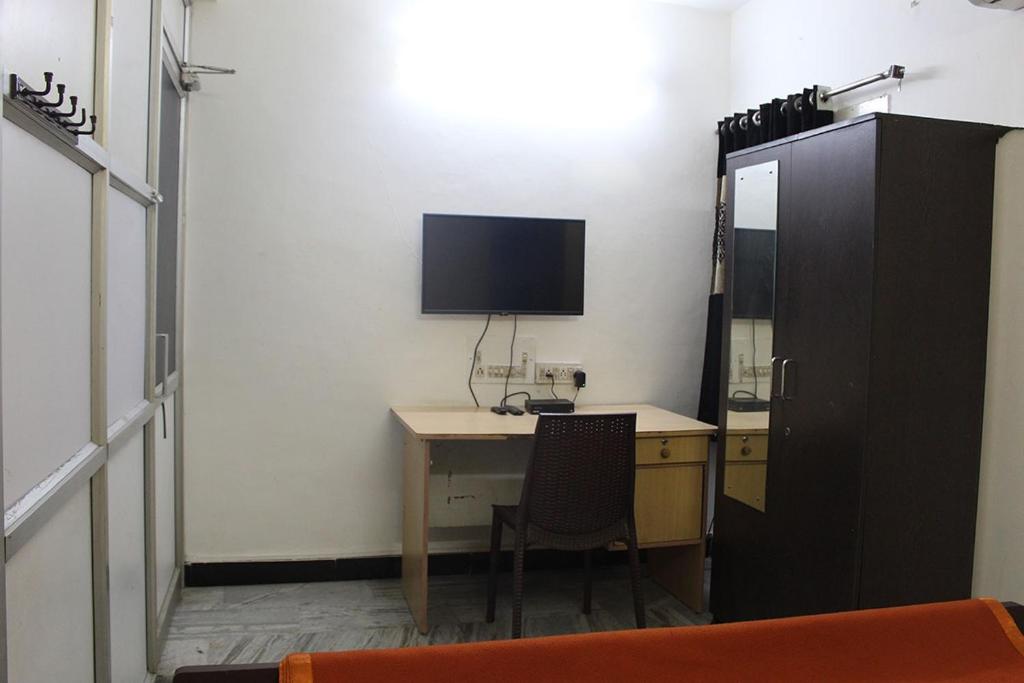 TV a/nebo společenská místnost v ubytování The coloursinn Home stays