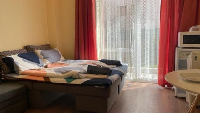 Postel nebo postele na pokoji v ubytování AFRODITA I 108 Studio Sunny Beach