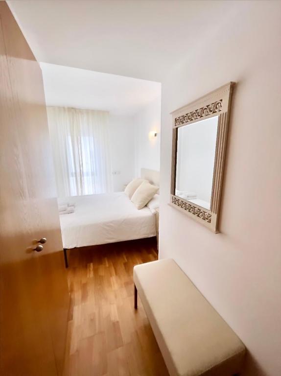 Posteľ alebo postele v izbe v ubytovaní Ancora Frontbeach Luxury Apartment