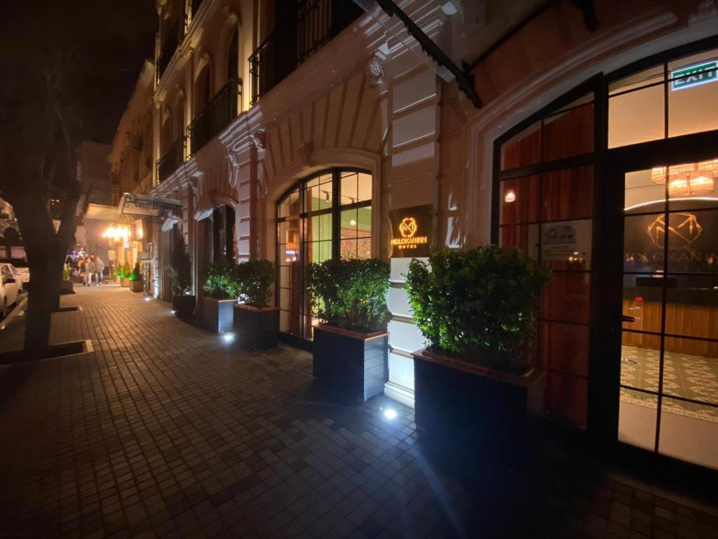 Budova, kde se hotel nachází