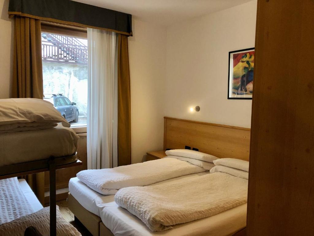 Hotel Derby - Habitación Cuádruple Económica