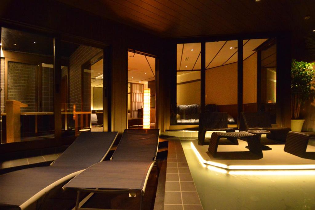Posezení v ubytování Toriizaki Club Sushi Auberge