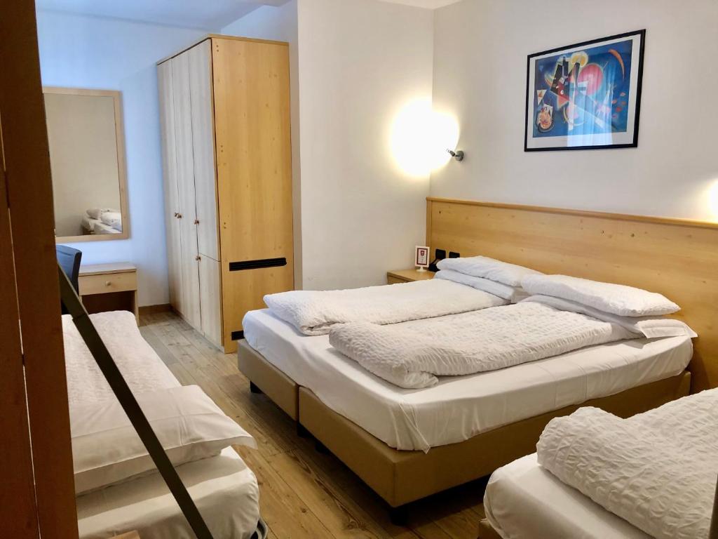 Hotel Derby - Habitación Familiar Estándar