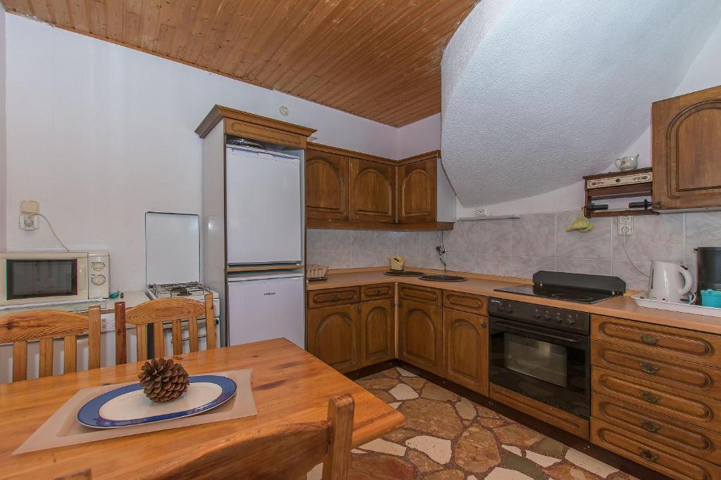 Kuchyňa alebo kuchynka v ubytovaní Apartments Clarus Mare