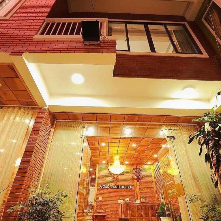 GOLD LAND HOTEL